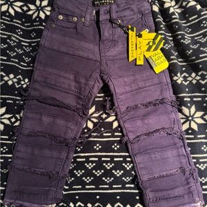 Valabasas Distressed Jeans